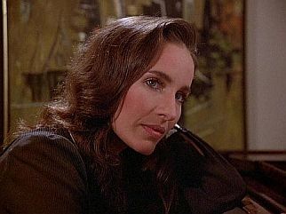 Amy Crane (Andrea Marcovicci)