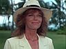 Laura Bennett (Samantha Eggar)