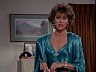 Leslie Emory (Candy Clark)