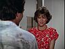 Leslie Emory (Candy Clark)